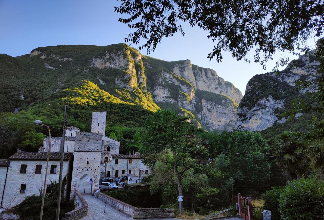 B&B Bivacco Frasassi Climbing & Trail Running House Genga  Exterior photo