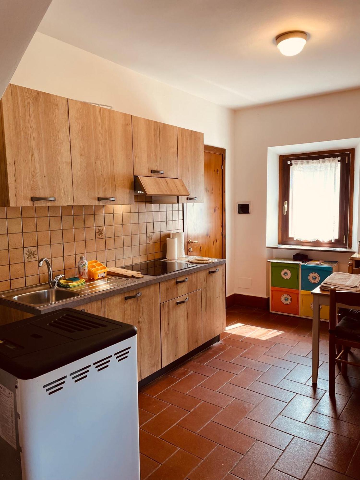 B&B Bivacco Frasassi Climbing & Trail Running House Genga  Exterior photo